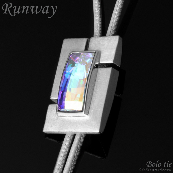 Bolo tie / Runway / Swarovski / Genuine leather